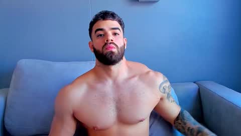 Snapshot of paulphoenix_ chatting on October 6, 9:32 pm Paul Phoenix online show from October 6, 9:32 pm