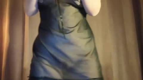 PawsClawss online show from October 14, 3:04 pm