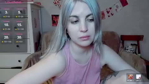 Allisses online show from June 23, 12:44 pm