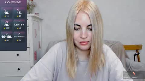 Allisses online show from November 10, 10:07 am