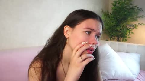 Beautiful Mila online show from May 3, 2:28 am