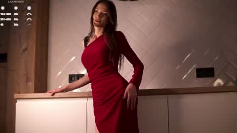 Sexy Mila online show from June 28, 3:57 am