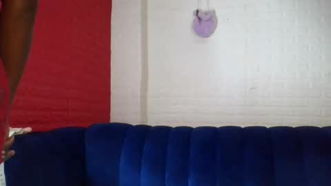 peach_melbah online show from June 15, 7:00 am