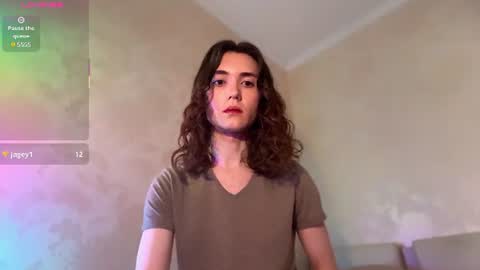 peach_mirage online show from June 17, 5:18 pm