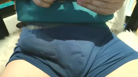 hard4u online show from April 29, 5:30 pm