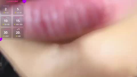peachy_tay online show from July 28, 2:13 pm