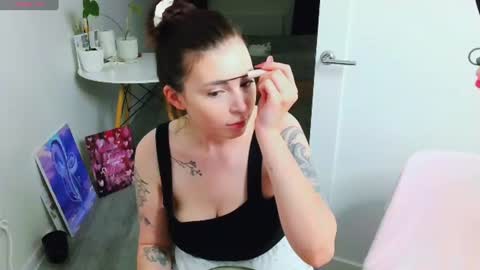 Peachy online show from August 6, 9:13 pm