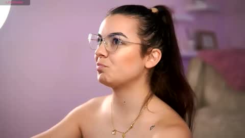 peachyfantasy online show from February 27, 3:48 pm