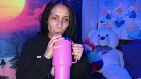 PeachyKeenTV online show from January 7, 5:33 am