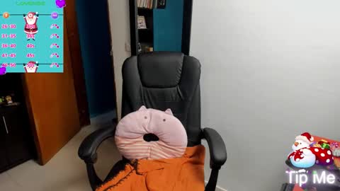 Tangerine Penaut online show from December 23, 3:02 am