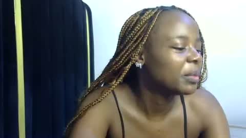 vel online show from March 4, 9:39 am