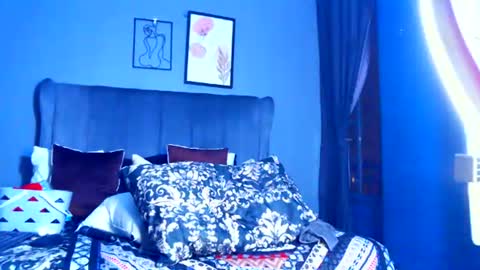 Pearl online show from July 29, 1:49 am