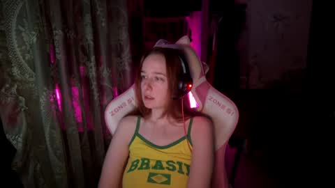 Adelina online show from May 1, 1:43 am