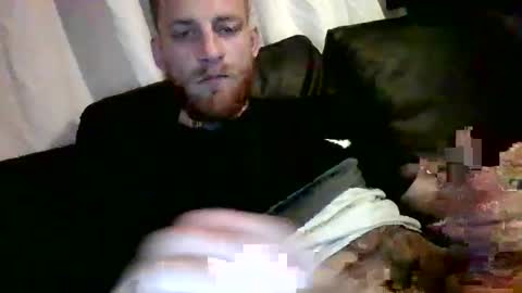 Snapshot of pedro199994 chatting on March 10, 6:27 am Ginger Dick online show from March 10, 6:27 am