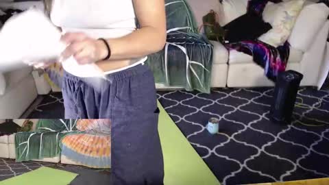 NEXT CHILL SESH  1130 930pm -ish PEEK online show from November 20, 3:09 pm