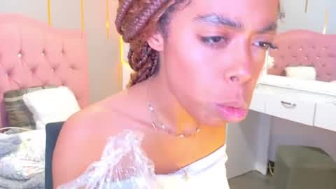 peneelopeecute online show from July 26, 11:35 pm