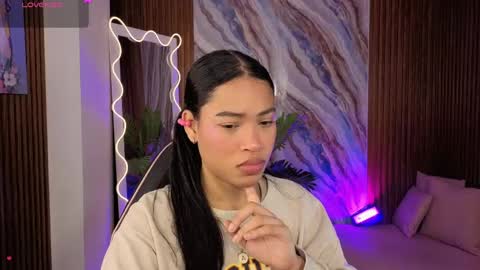 penelope online show from April 27, 3:37 am