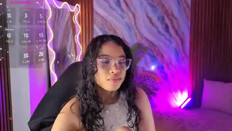 penelope online show from June 16, 3:21 am