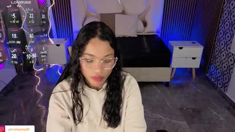 penelope online show from March 6, 3:49 am