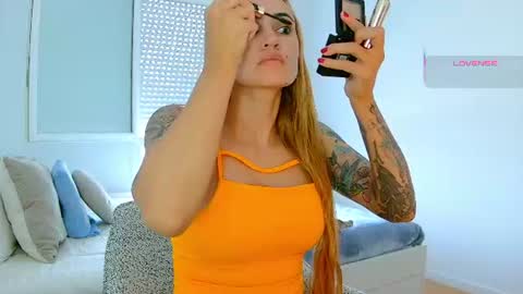 Hi Im Penelope  better vibrations  1111 online show from July 23, 11:19 am