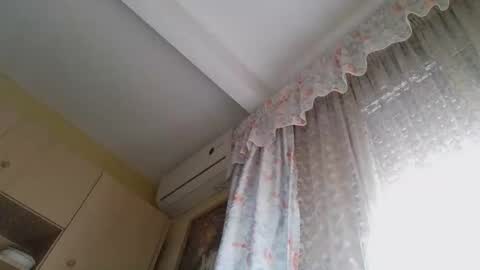 perales_12345 online show from September 13, 10:39 am