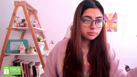 Sarah Ana Banana online show from January 12, 2:46 pm