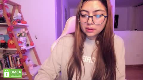 Sarah Ana Banana online show from October 26, 11:37 pm