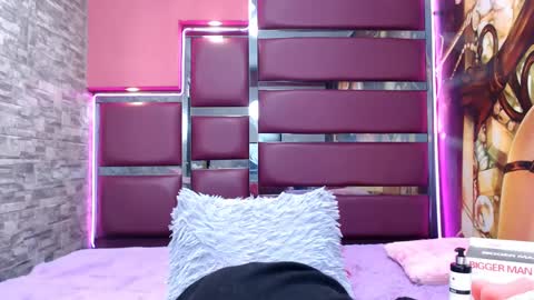 Snapshot of perfectlump chatting on September 12, 3:25 pm perfectlump online show from September 12, 3:25 pm