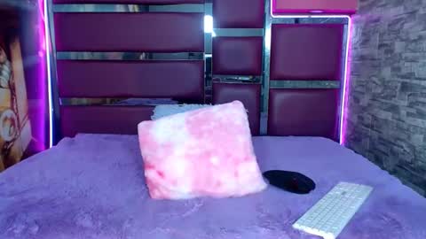 Snapshot of perfectlump chatting on March 7, 9:27 pm perfectlump online show from March 7, 9:27 pm