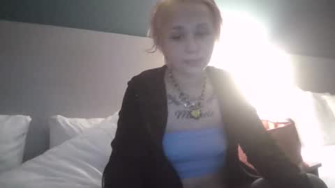 perfectly222peachy online show from December 21, 5:36 am