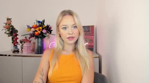 Snapshot of perfectxcindy chatting on September 25, 5:36 am Cindy online show from September 25, 5:36 am