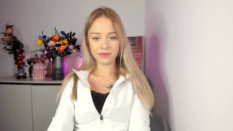 Snapshot of perfectxcindy chatting on October 7, 5:36 am Cindy online show from October 7, 5:36 am