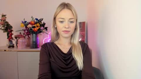 Snapshot of perfectxcindy chatting on October 1, 5:50 am Cindy online show from October 1, 5:50 am