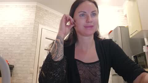 performance_studio online show from March 17, 10:15 pm