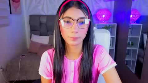  PERLA online show from July 29, 9:37 pm