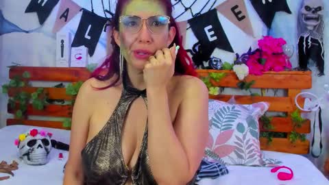 Perla Franco online show from November 1, 8:57 am