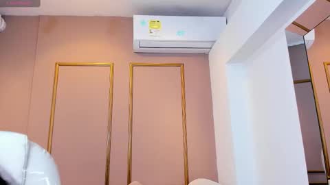 PerlaPreciosa online show from October 23, 4:25 am