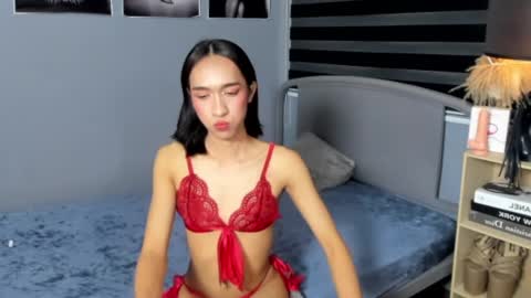 Snapshot of perryperezz chatting on February 17, 4:06 pm perryperezz online show from February 17, 4:06 pm