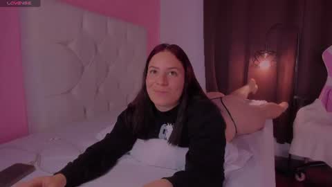 Marie online show from July 10, 2:22 pm