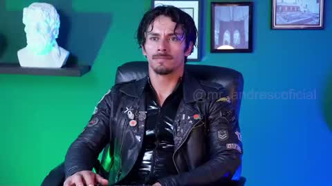 Snapshot of perseoo_88 chatting on January 30, 4:02 pm andres online show from January 30, 4:02 pm
