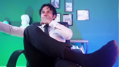 Snapshot of perseoo_88 chatting on February 1, 5:47 pm andres online show from February 1, 5:47 pm