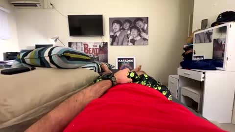 perthguytop online show from December 28, 9:30 pm