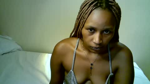 peru_queen online show from June 15, 9:56 am