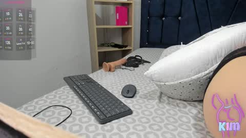 Kimberly online show from March 4, 8:50 pm