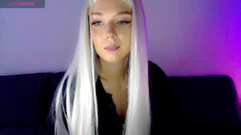 Isabella online show from January 17, 11:17 am