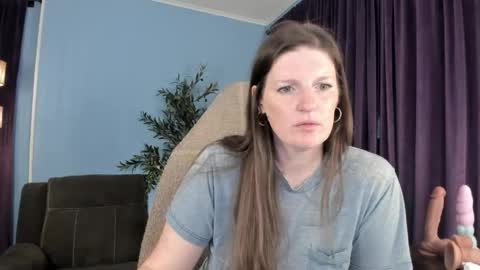 Kelly online show from April 28, 11:25 am