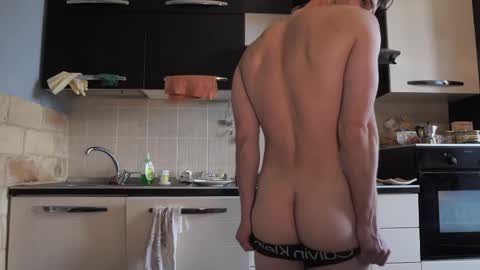 Peter Parker online show from May 15, 1:29 pm