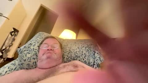 petersonkent6745 online show from February 8, 9:07 pm