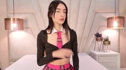 Alice   online show from September 27, 8:17 pm