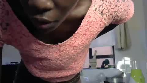 petite_lavi2 online show from March 5, 5:50 am